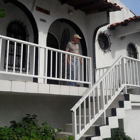 B&B Grand Royal Inn Barranquilla  Kültér fotó