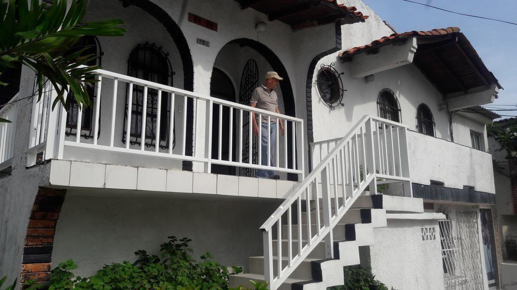 B&B Grand Royal Inn Barranquilla  Kültér fotó