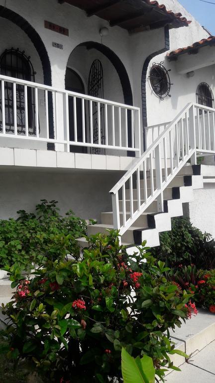 B&B Grand Royal Inn Barranquilla  Kültér fotó