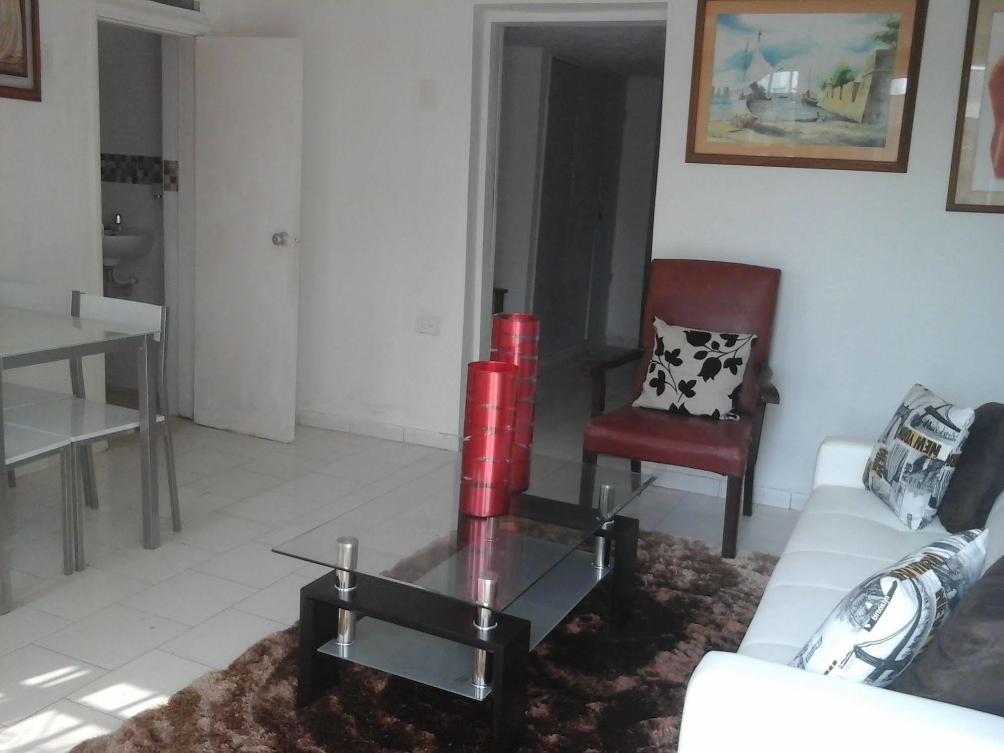 B&B Grand Royal Inn Barranquilla  Kültér fotó